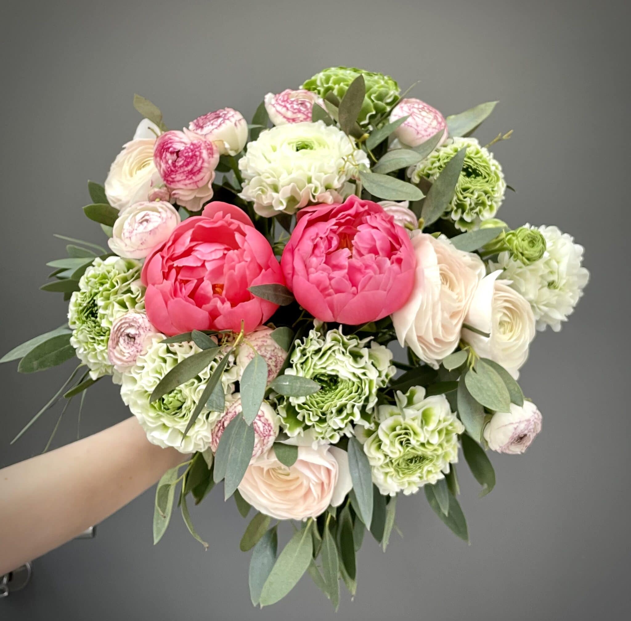 Bouquet pivoine et Renoncules de France - LAtypic